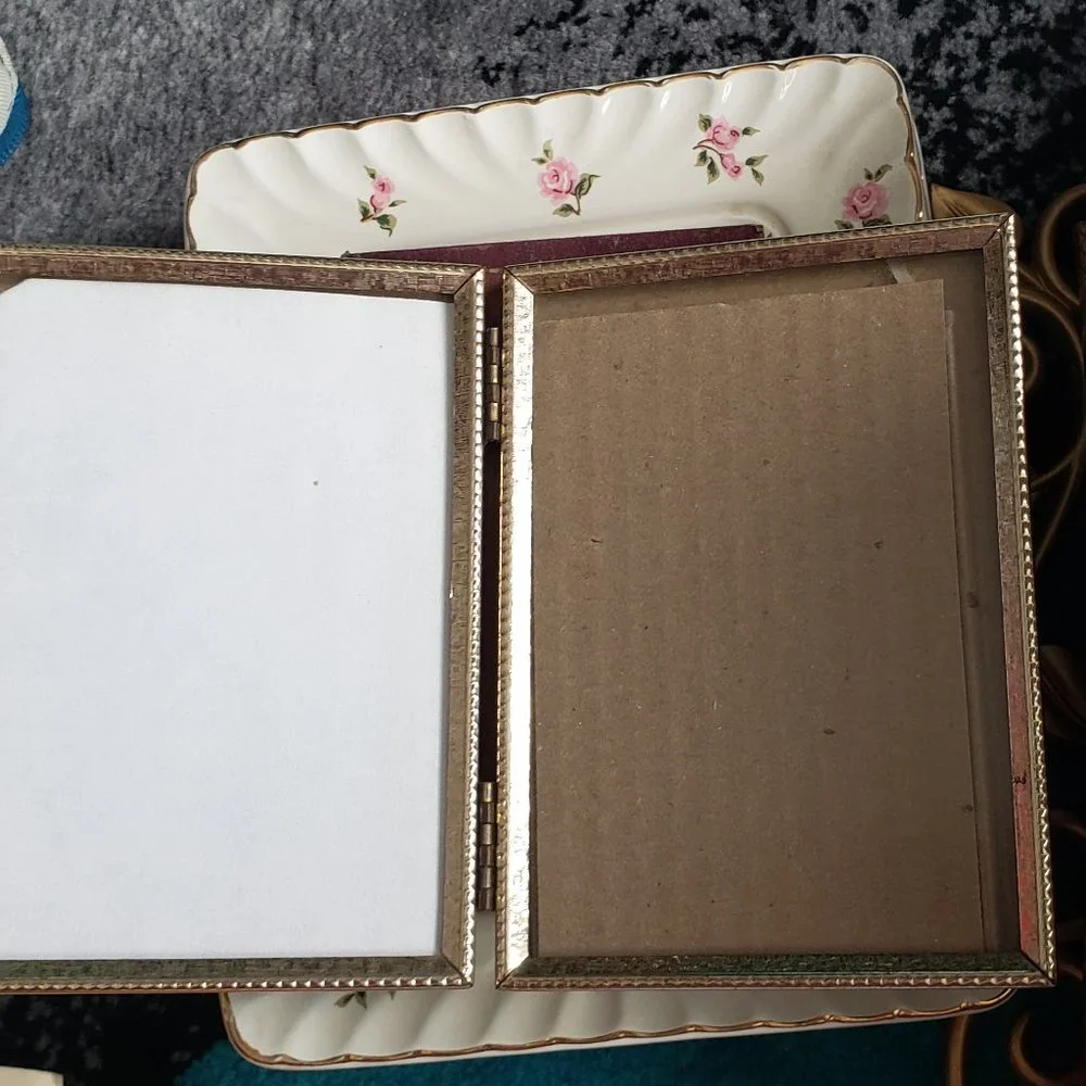 Frame - Picture 13 of 13